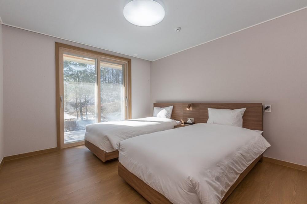 Le Comte Bleu Hotel Pyeongchang Bagian luar foto